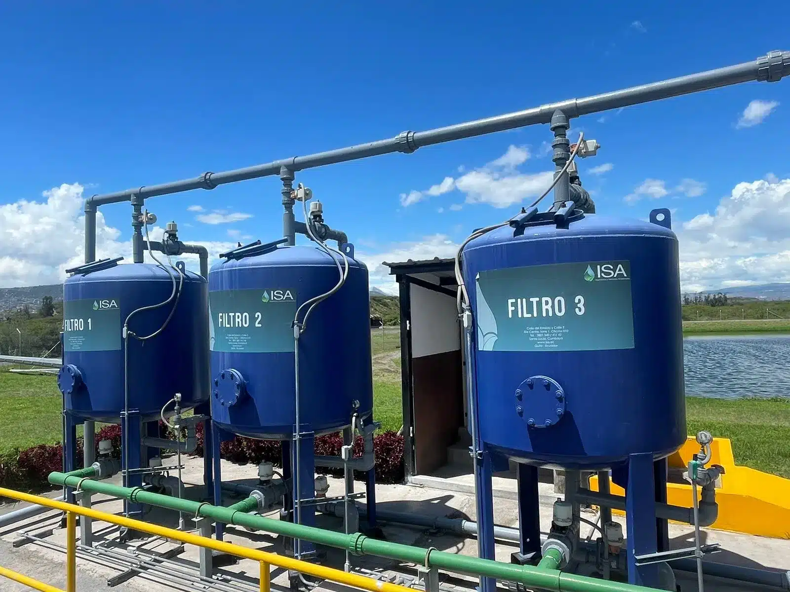 Water and wastewater treatment flow control application for electric V port ball valve